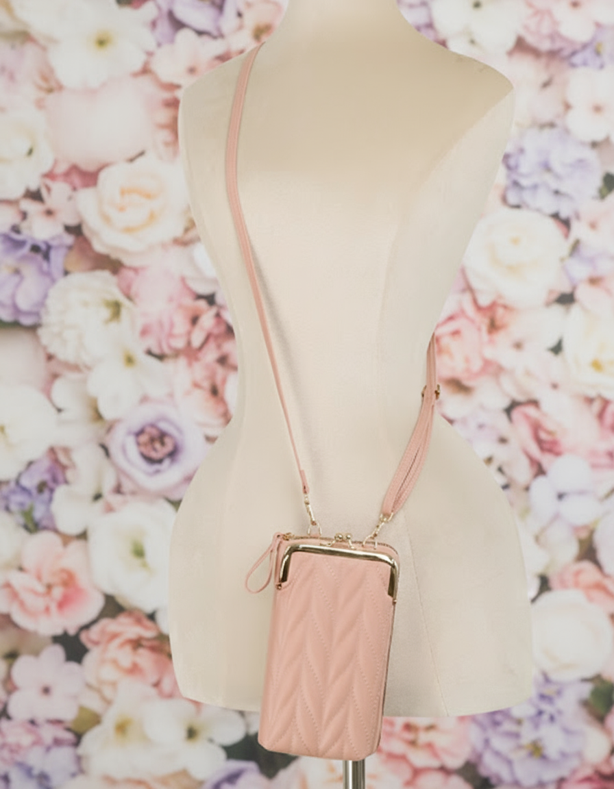 Chevron Quilted Kiss Lock Crossbody Walle