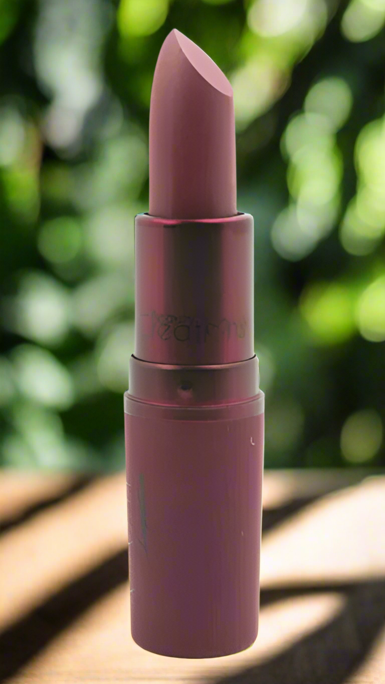 BEAUTY CREATIONS MATTE LIPSTICK