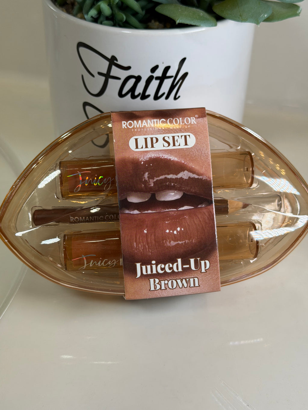 Romantic colors lip set juiced up brown