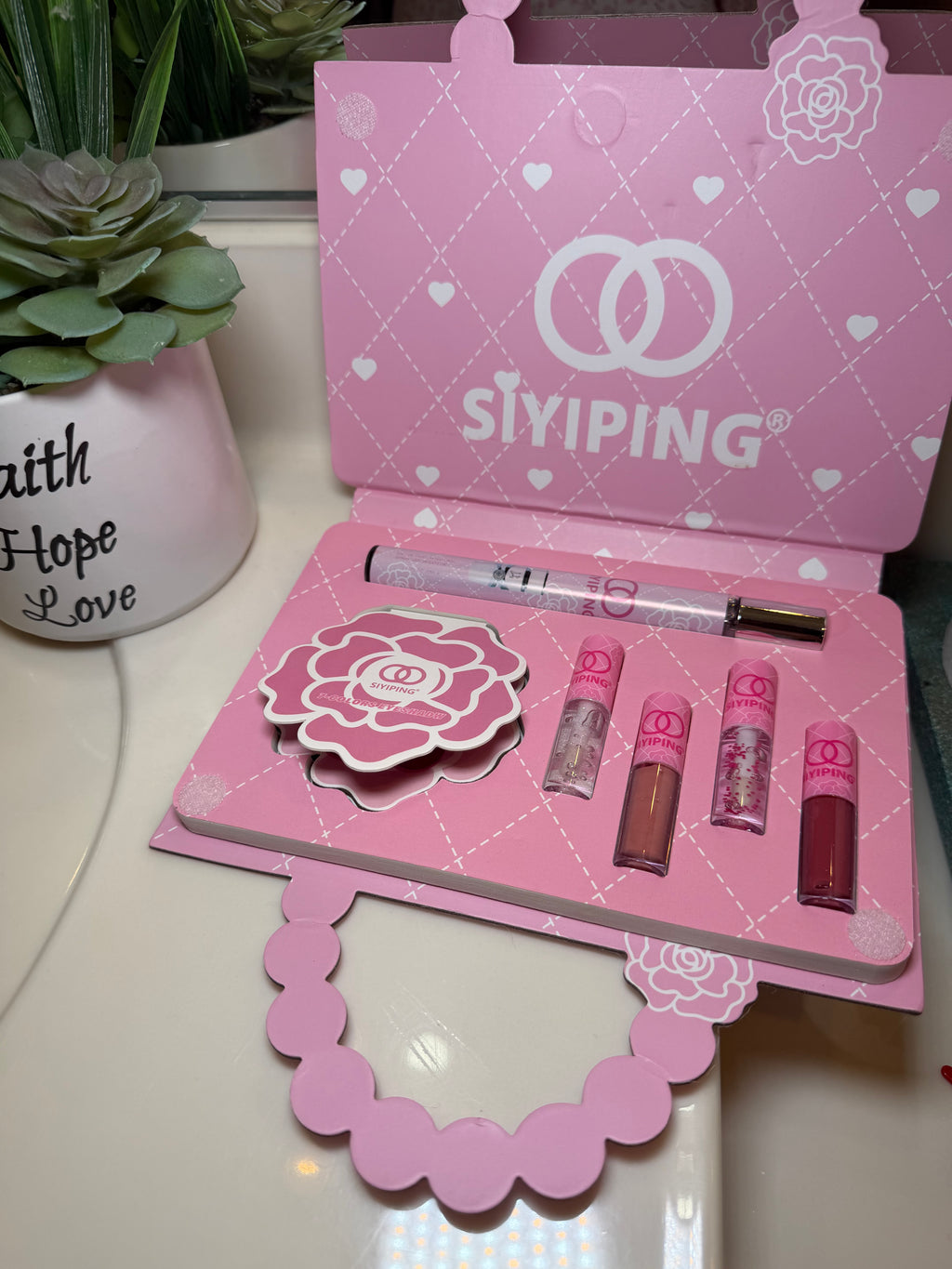 Makeup kit