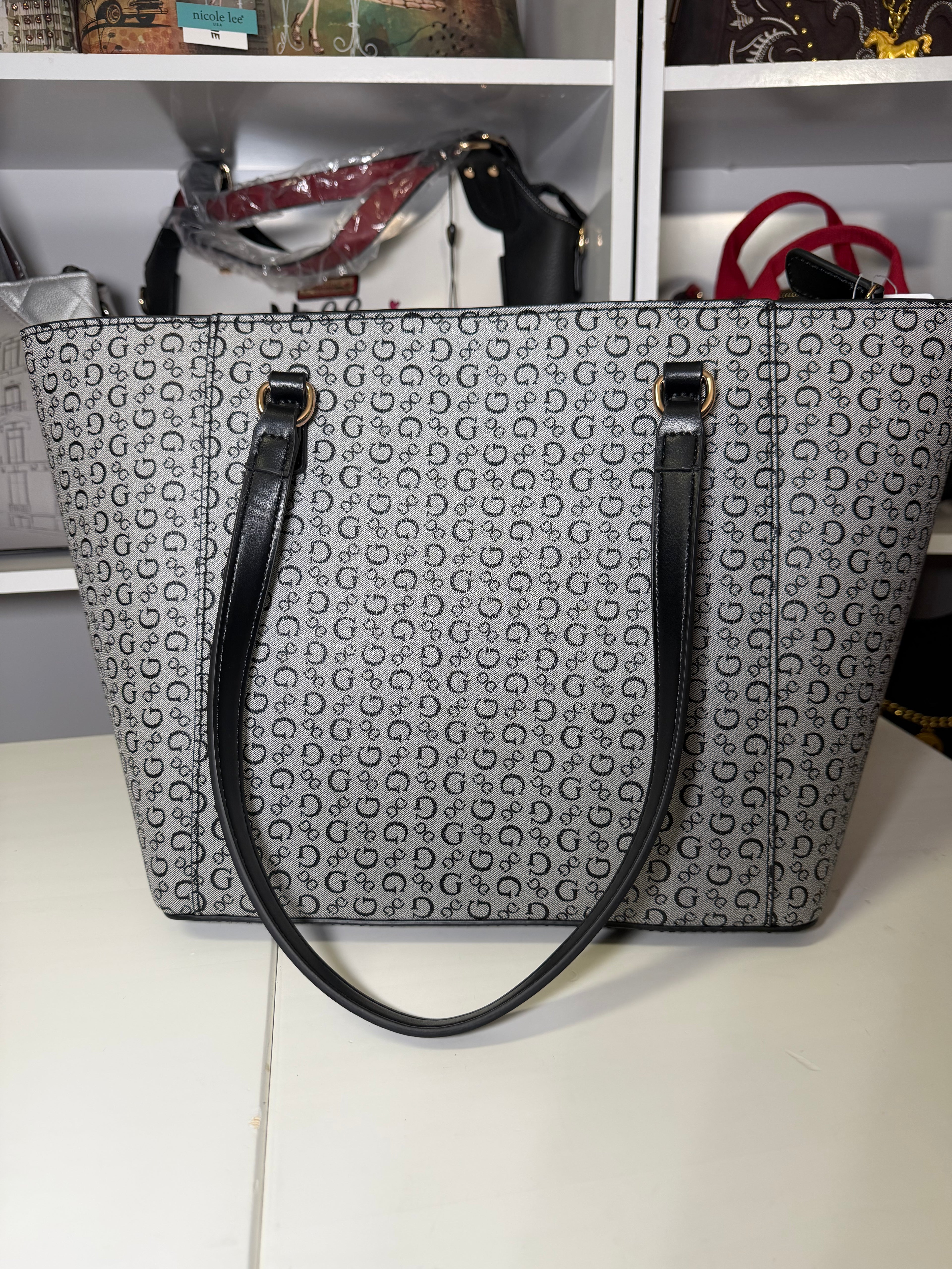 Authentic Guess handbag