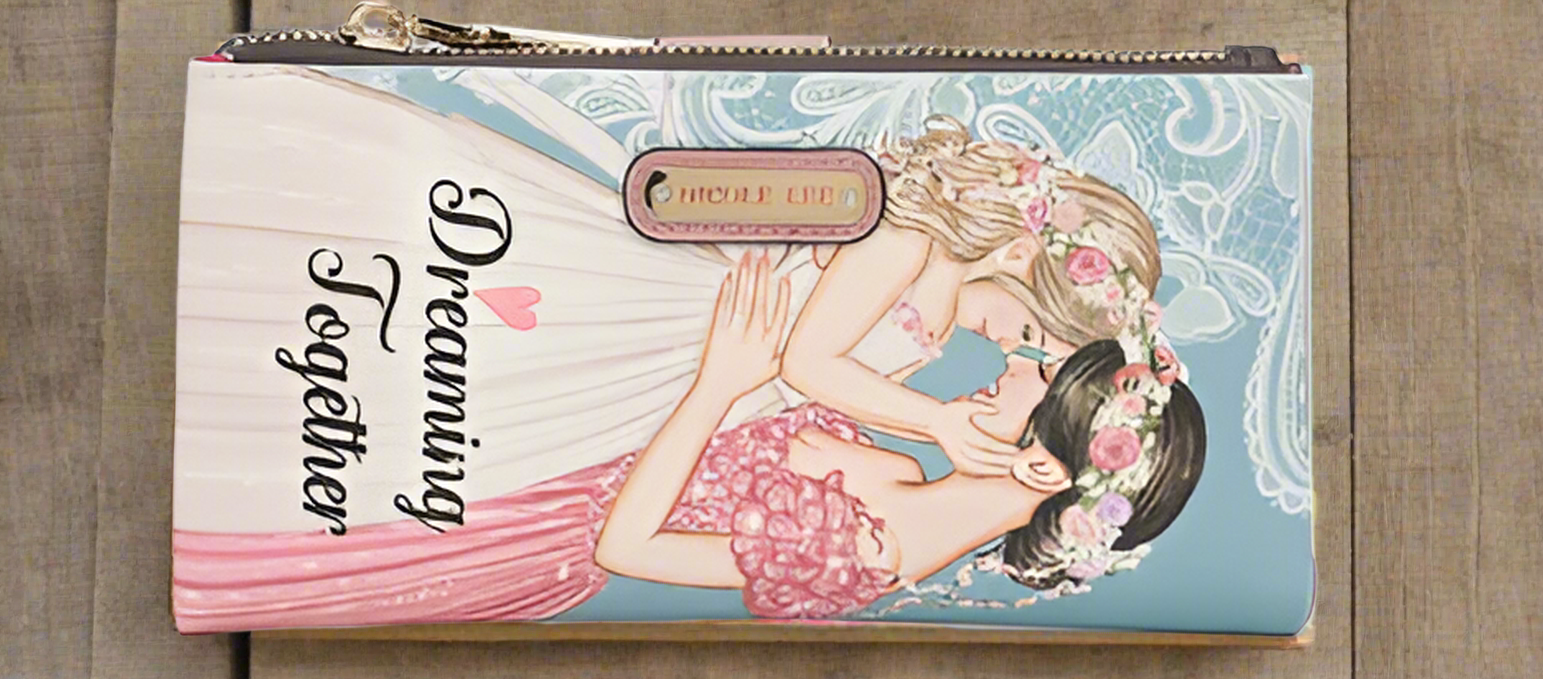 nicole lee DREAMING TOGETHER 2 PIECE BIFOLD WALLET