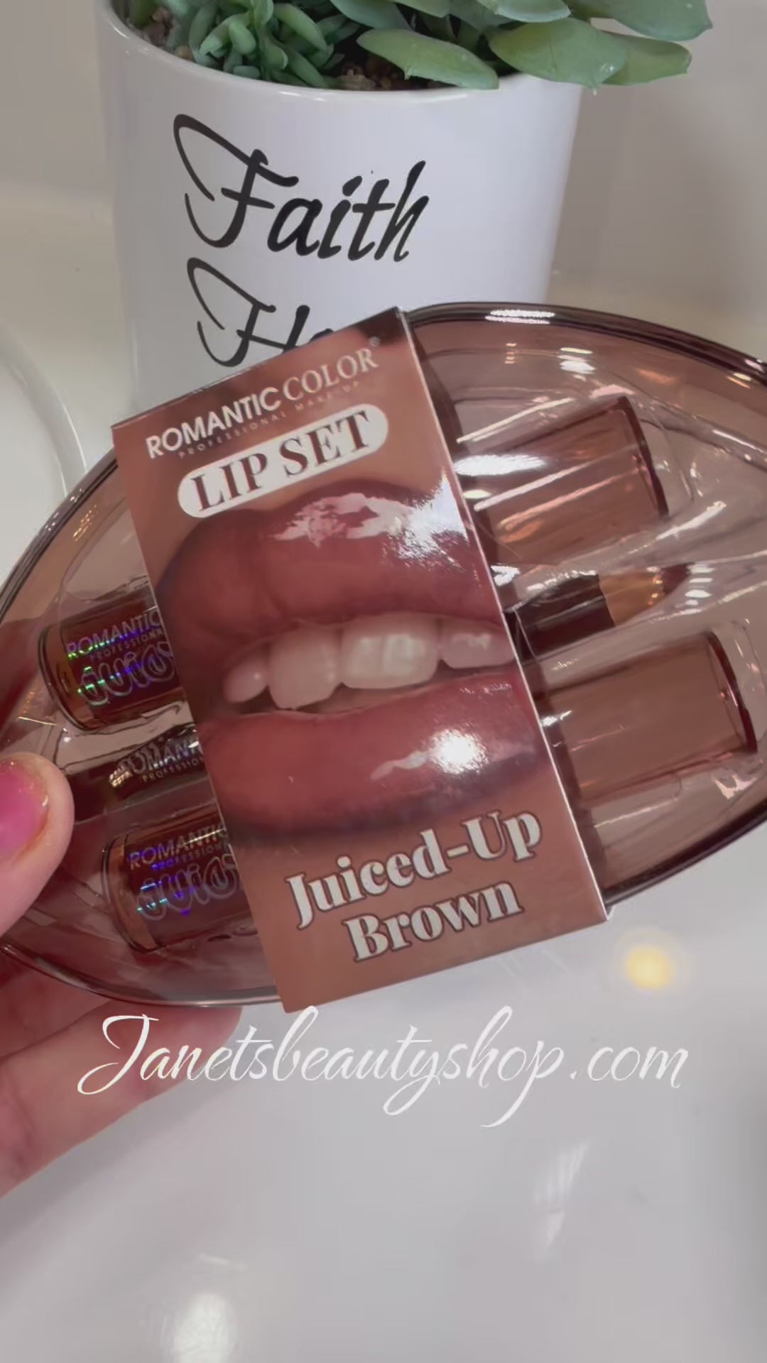 Romantic colors lip set juiced up brown