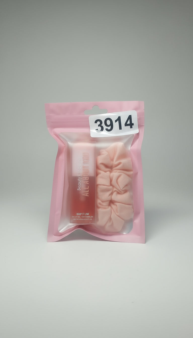 BEAUTY CREATION LIP OIL WITH HAIR TIE